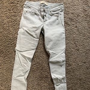 Abercrombie + Fitch light wash jeans. Size 6R.